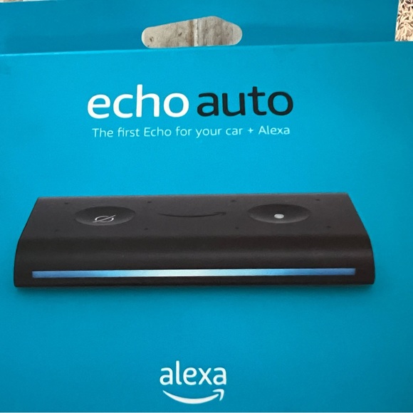 BRAND NEW** Echo Auto! - Picture 1 of 4